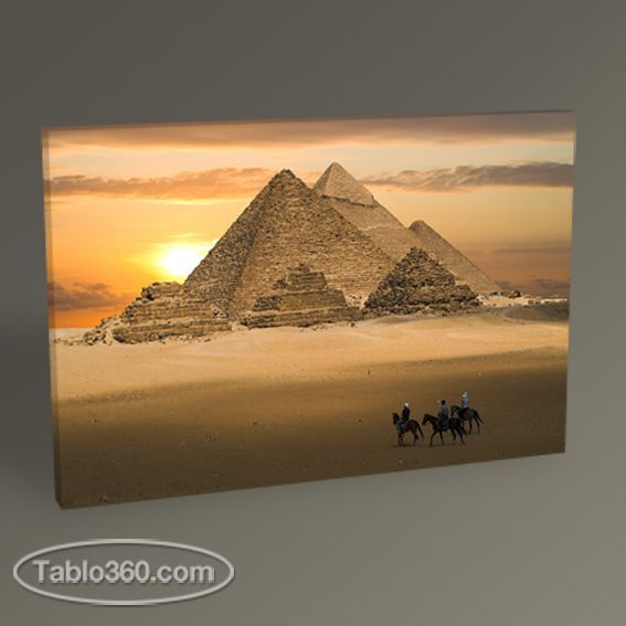 Pyramids Tablo
