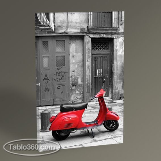 Kırmızı Motor Tablo